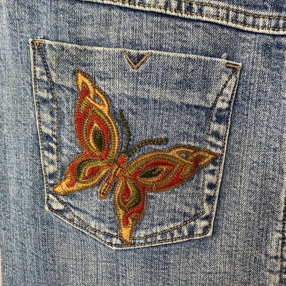 Light Wash Denim Skirt With Embroidered Butterfly - Picture 5 of 10